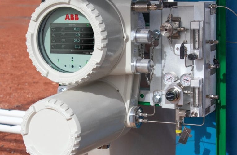ABB presenterar avancerad analysator med en enda enhet för mätning av fyra gasföroreningar