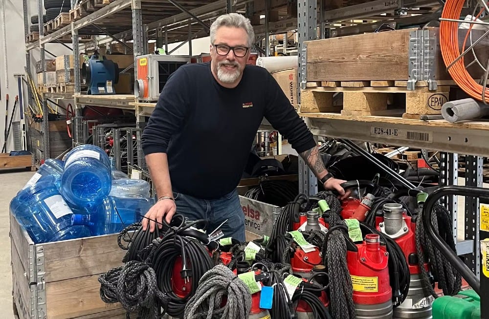 Ramirents Nicklas Rudsten tipsar om hur man kan förbereda sig inför snösmältning och vårfloder.