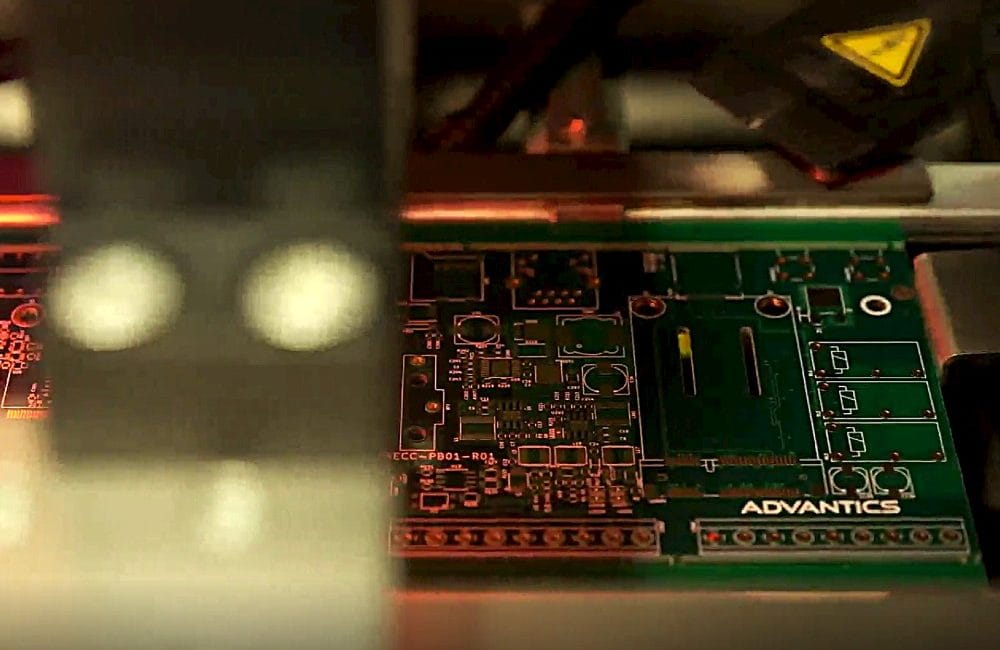 ABB förvärvar Advantics