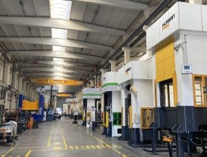Hursan fabrik för tillverkning av hydraulpressar