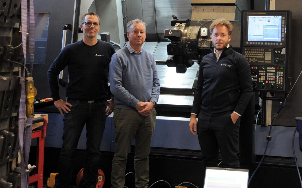 David Almér, Divisionschef, och Markus Boberg, VD, DynaMate och Enerco Mechpart, tillsammans med Oskar Wastesson, Regional Sales Manager, IPercept Technology.